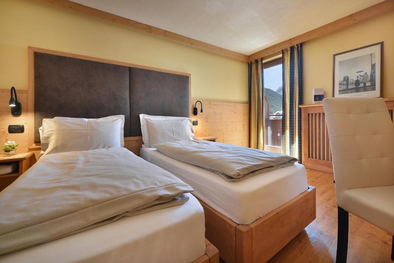 Hotel San Giovanni Livigno Bagian luar foto