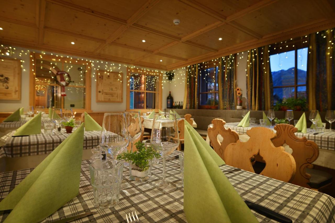 Hotel San Giovanni Livigno Bagian luar foto