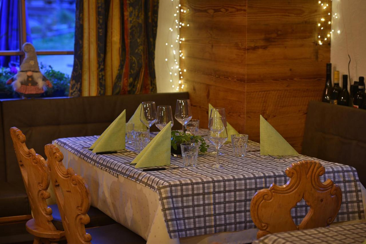 Hotel San Giovanni Livigno Bagian luar foto