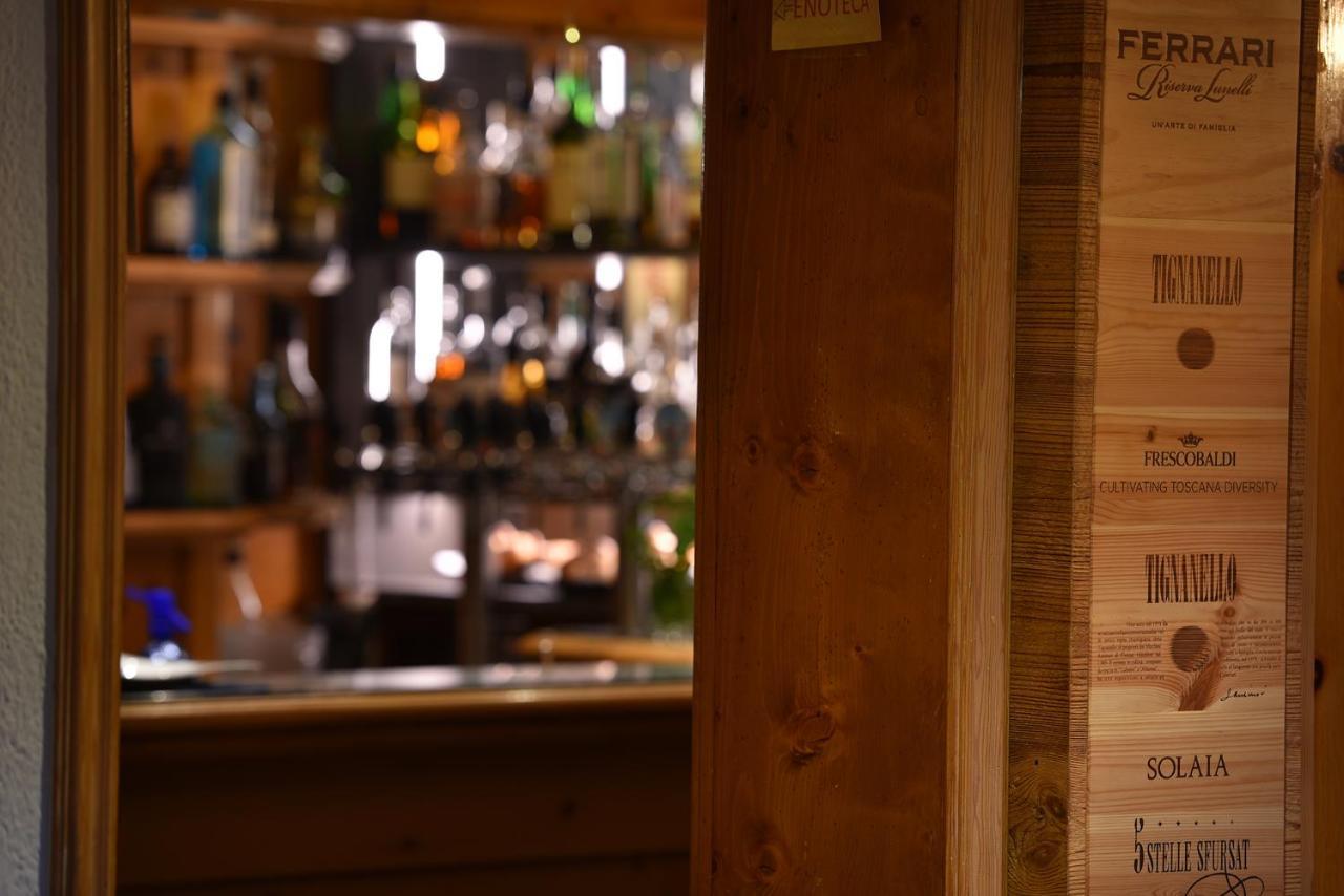 Hotel San Giovanni Livigno Bagian luar foto