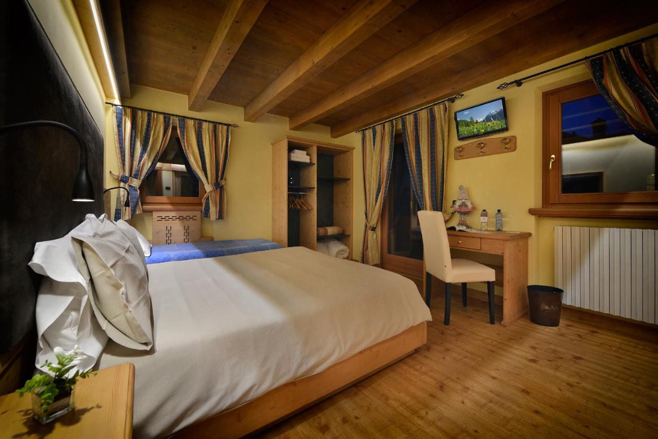 Hotel San Giovanni Livigno Bagian luar foto