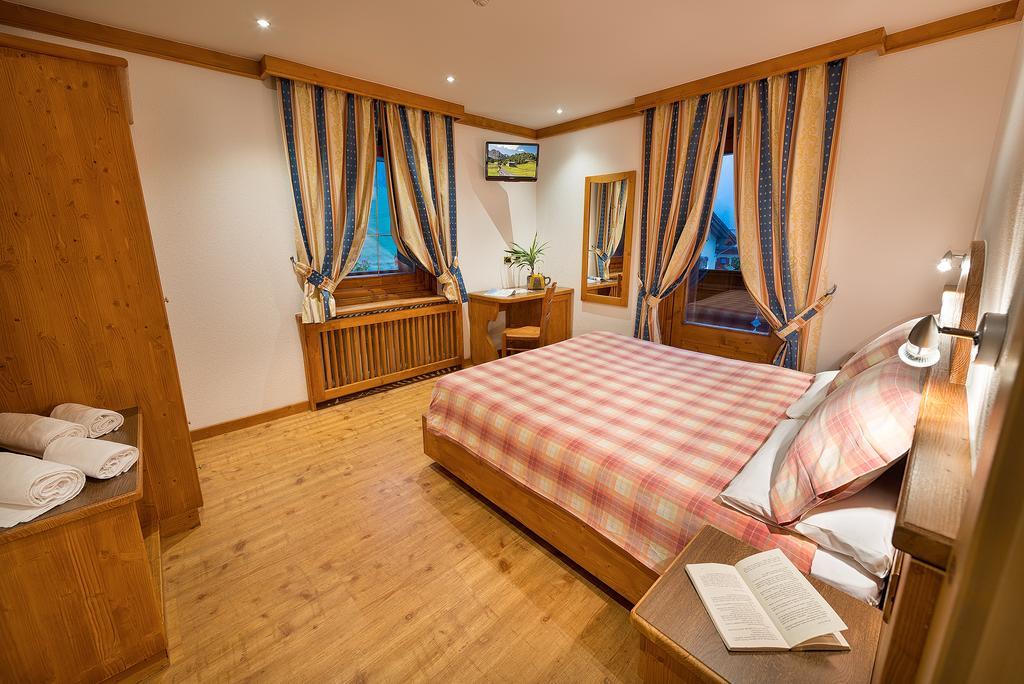 Hotel San Giovanni Livigno Bagian luar foto